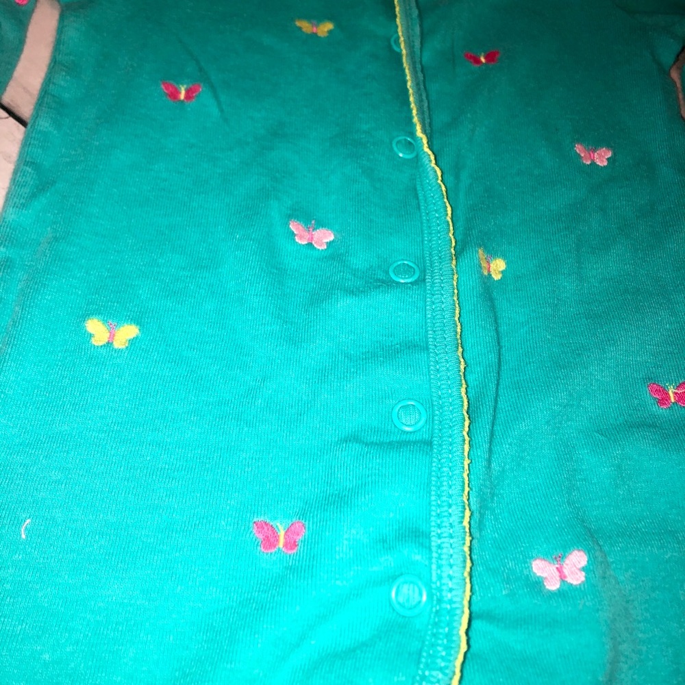 Carter’s One Piece - Picture 2 of 3